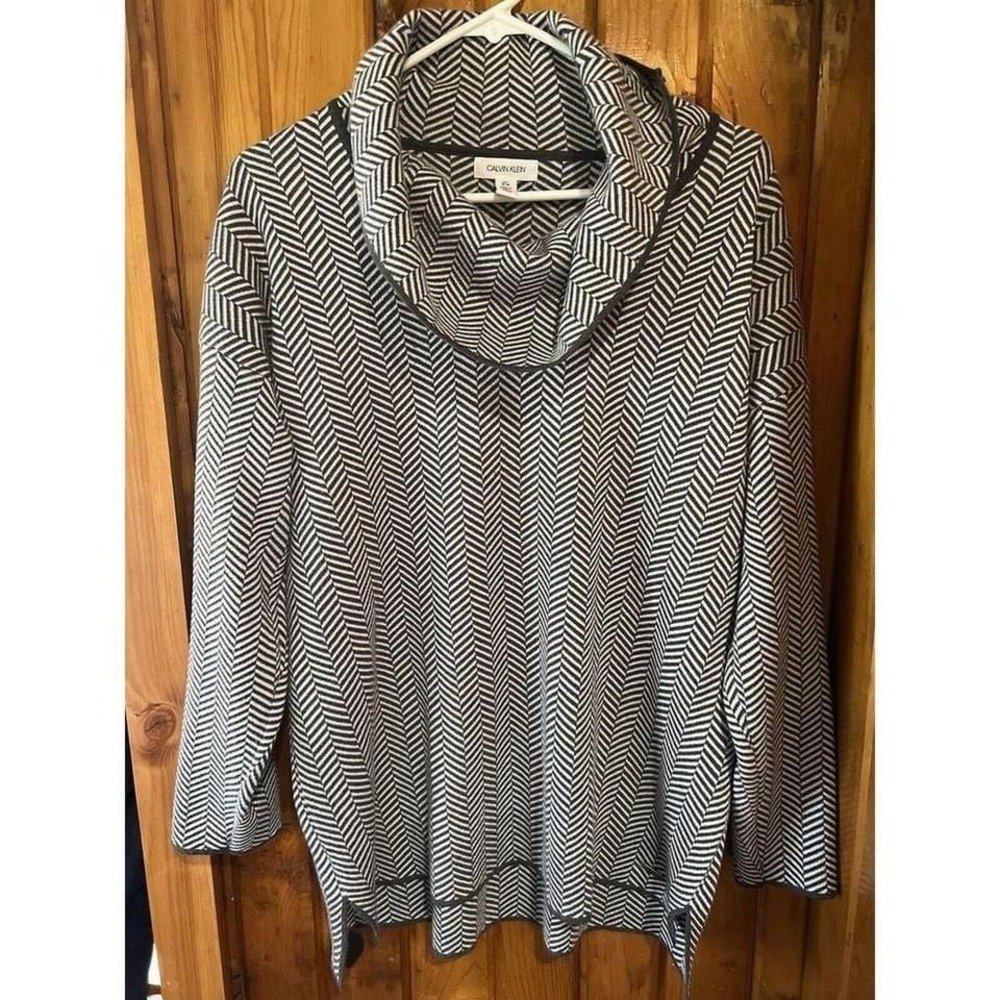 Calvin Klein Cowl Neck Tunic Top Chevron Print Long Sleeve‎ Pullover Size Large